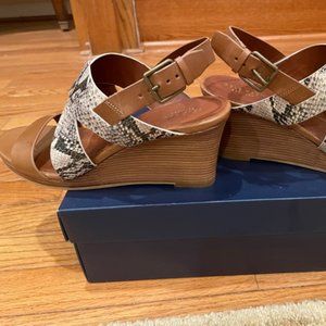 NWT Cole Haan Penelope Snake/Camel Wedge Sandals